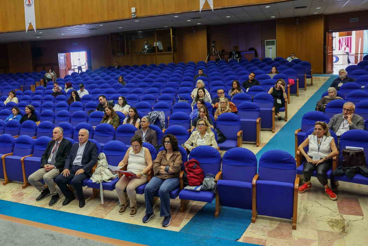 ONDOKUZ MAYIS ÜNİVERSİTESİ (OMÜ) TIP FAKÜLTESİ EV SAHİPLİĞİNDE DÜZENLENEN 3. NÖROMÜSKÜLER...