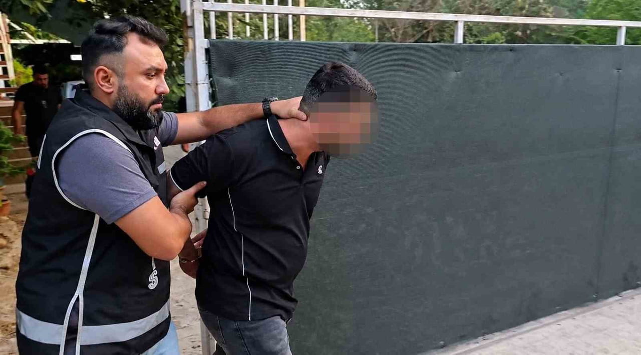 OPERASYONDA 10 ŞÜPHELİ YAKALANIRKEN, 4 ŞÜPHELİNİN YAKALANMASI İÇİN ÇALIŞMALARIN SÜRDÜĞÜ...
