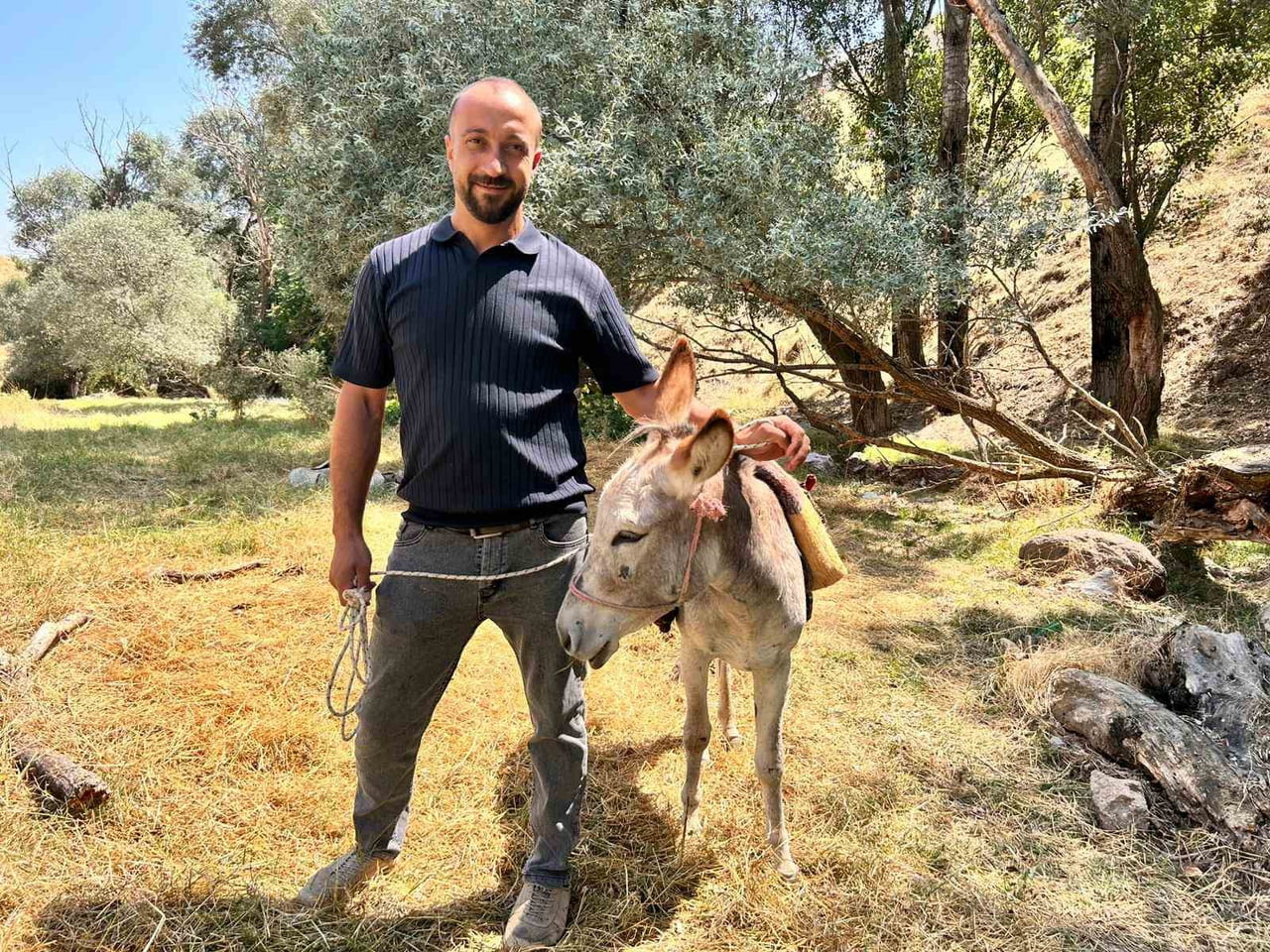 ORHAN FİGAN VE EŞEĞİ