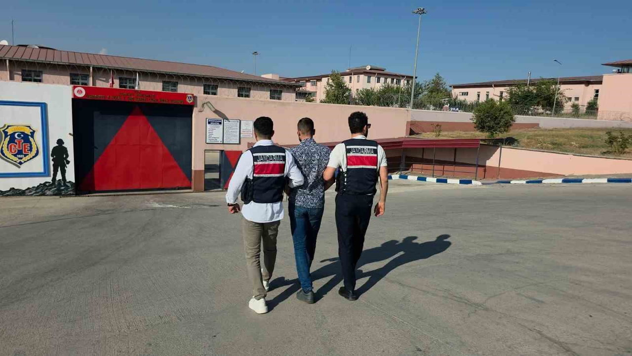 OSMANİYE’DE JANDARMA SON BİR HAFTADA 150 ŞÜPHELİYİ YAKALADI
