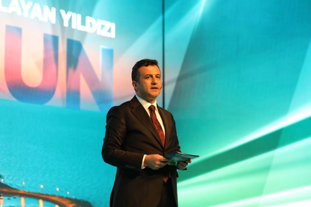 PETEK GENÇ, HİZMETE AÇILIŞININ BİRİNCİ YILINI GERİDE BIRAKTI. GENÇLERİN YOĞUN İLGİ GÖSTERDİĞİ...