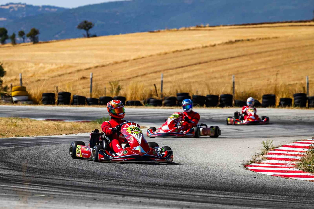 PETROL OFİSİ GRUBU’NUN ANA SPONSORLUĞUNU ÜSTLENDİĞİ DYNAMİC RACİNG TEAM, TÜRKİYE KARTİNG...