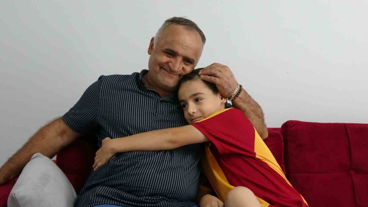 "DEDE ÇOK PİS KOKUYORSUN" SÖZÜ SİGARAYI BIRAKTIRDI