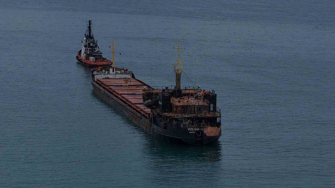 RUSYA-UKRAYNA SAVAŞI NEDENİYLE KARADENİZ’DE DRON SALDIRILARININ HEDEFİ OLAN TİCARİ GEMİLERDEN BİRİ...