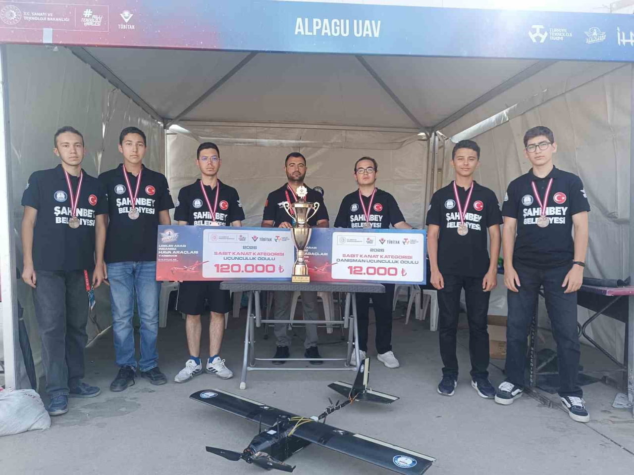 ŞAHİNBEY BELEDİYESİ’NİN DESTEKLEDİĞİ GENÇLER, TEKNOFEST İHA YARIŞMALARI’NDA TÜRKİYE DERECELERİYLE...