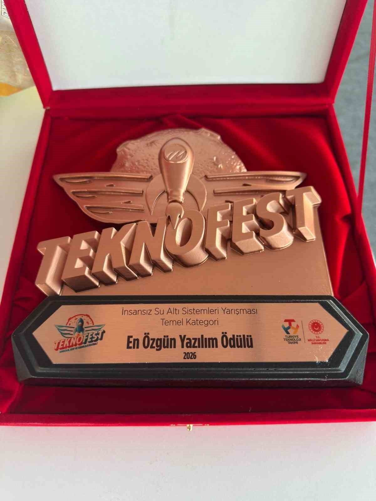 ŞAHİNBEY BELEDİYESİ’NİN GENÇLERE YÖNELİK TEKNOLOJİ VE İNOVASYON DESTEKLERİ MEYVELERİNİ VERMEYE...