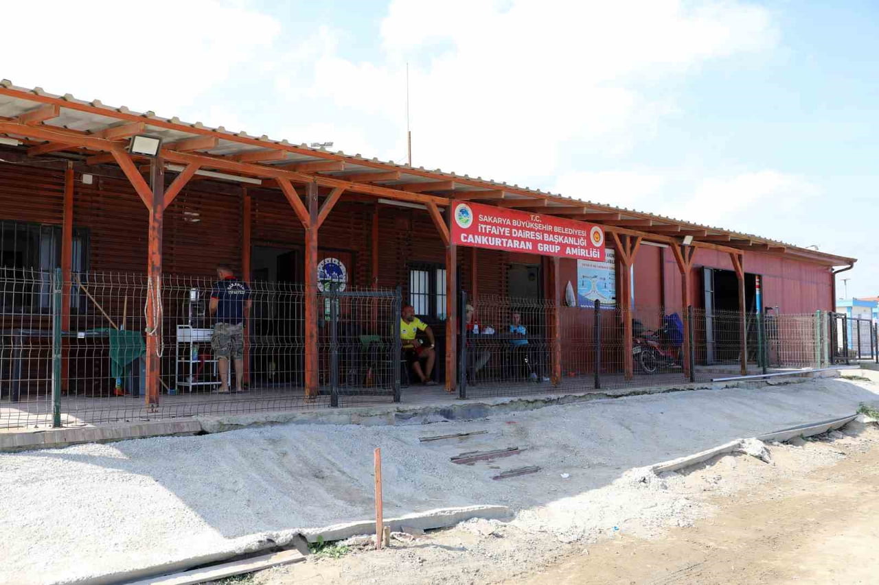 SAKARYA'NIN KARASU, KOCAALİ VE KAYNARCA SAHİLLERİNDE GÖREV YAPAN CANKURTARAN EKİPLERİ, 2026 YAZ...