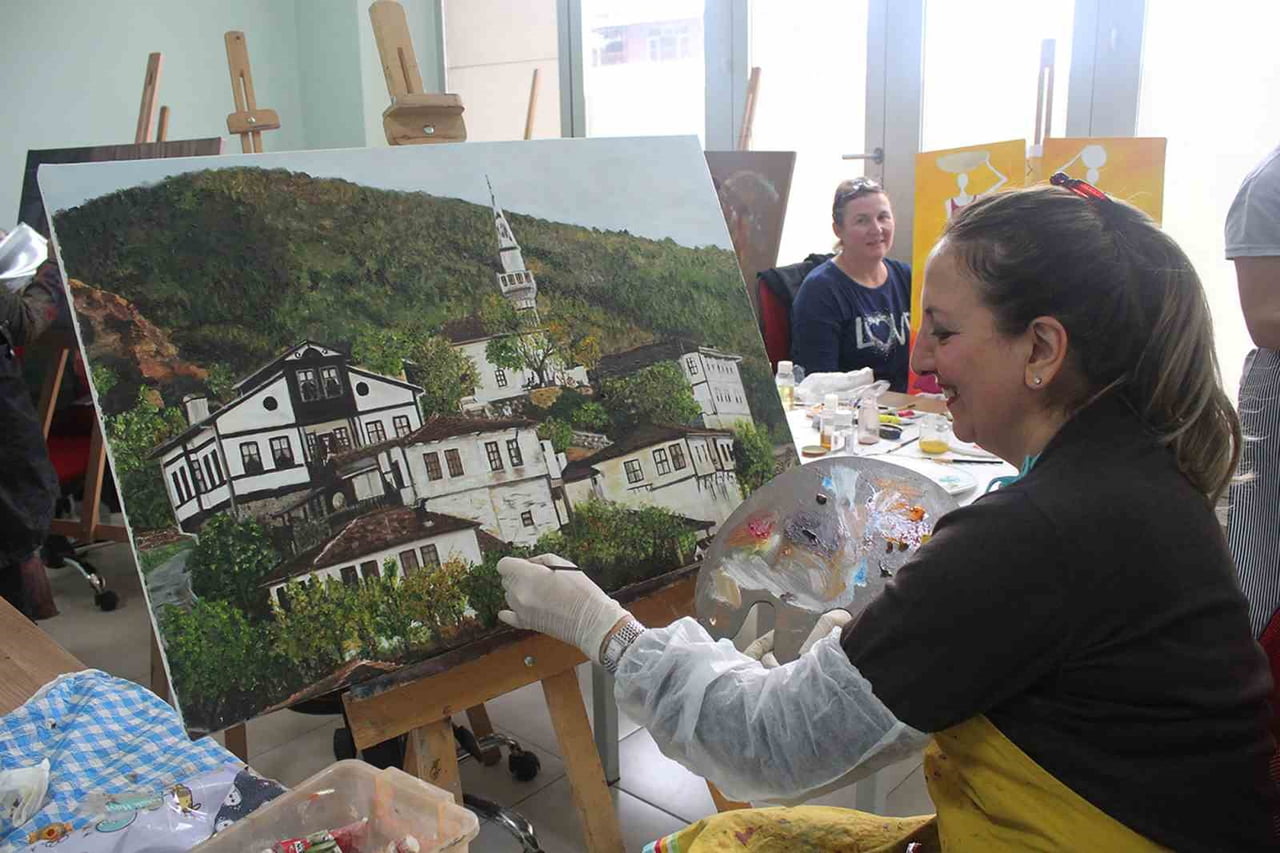 SAKARYA FAALİYET GÖSTEREN SANAT VE MESLEK EĞİTİMİ KURSLARINDA (SAMEK) YENİ DÖNEM KAYIT SÜRECİ...