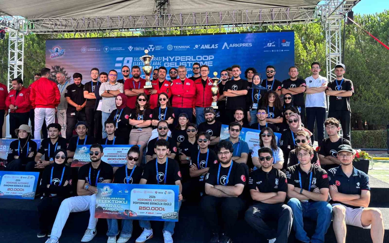 SAKARYA UYGULAMALI BİLİMLER ÜNİVERSİTESİ TETRA TAKIMI, TEKNOFEST 2026 ELEKTRİKLİ ARAÇ YARIŞLARI...