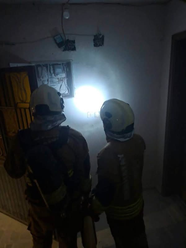SAMANDAĞ DENİZ MAHALLESİ’NDE ELEKTRİK ŞALTERİNDE ÇIKAN YANGIN VE EKİPLERİN MÜDAHALESİ.