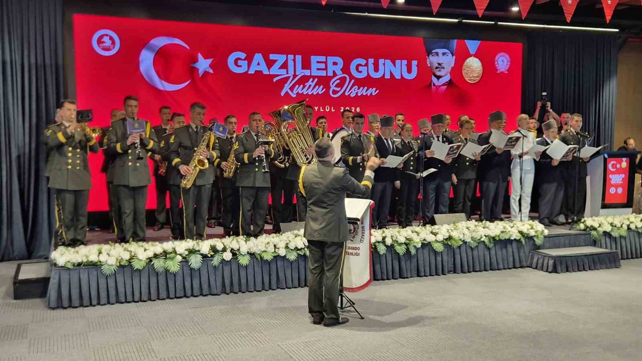 SAMSUN'DA 19 EYLÜL GAZİLER GÜNÜ NEDENİYLE ANMA PROGRAMI DÜZENLENDİ.
