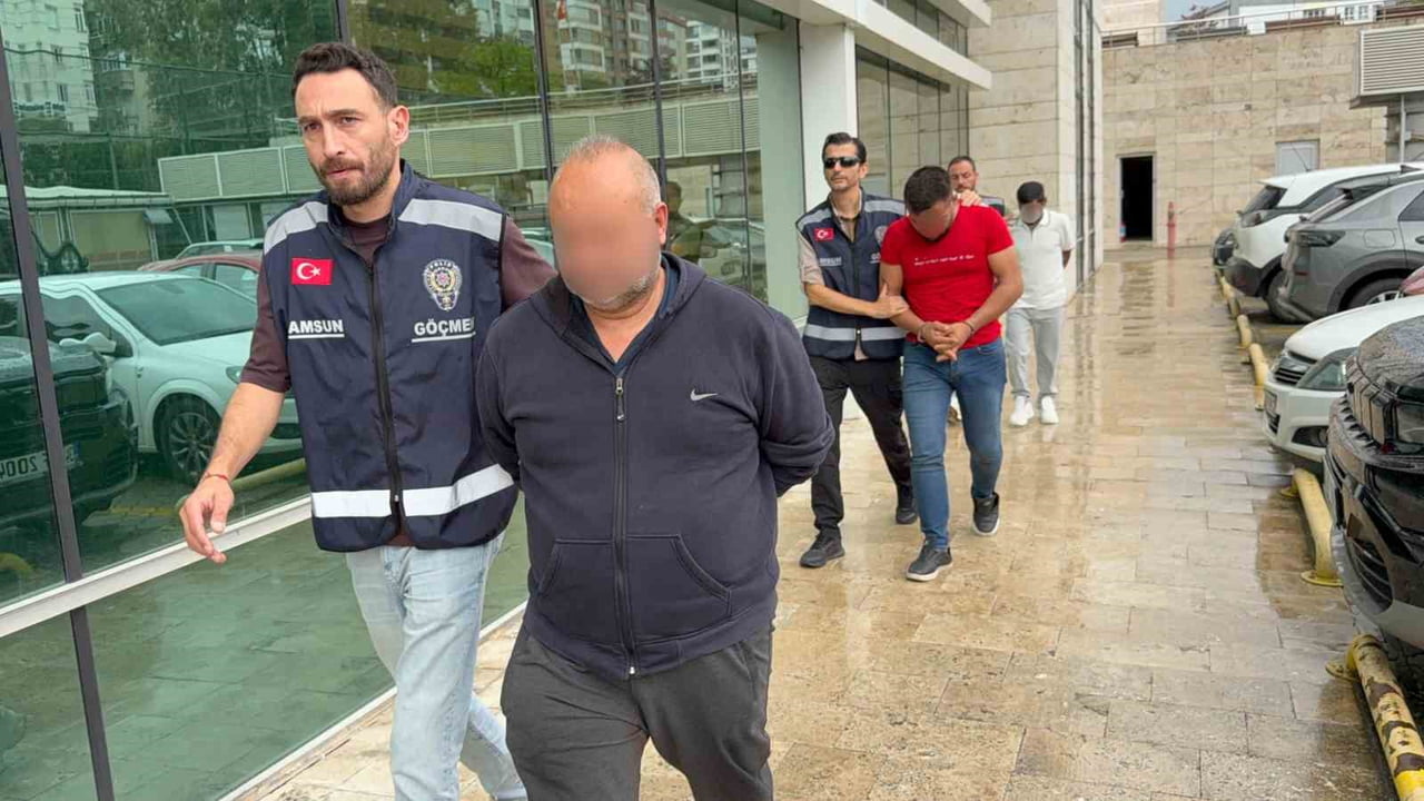 SAMSUN'DA POLİS EKİPLERİNİN TAKİBİ SONUCU 13 AFGANİSTAN UYRUKLU KAÇAK GÖÇMEN YAKALANIRKEN, GÖÇMEN...