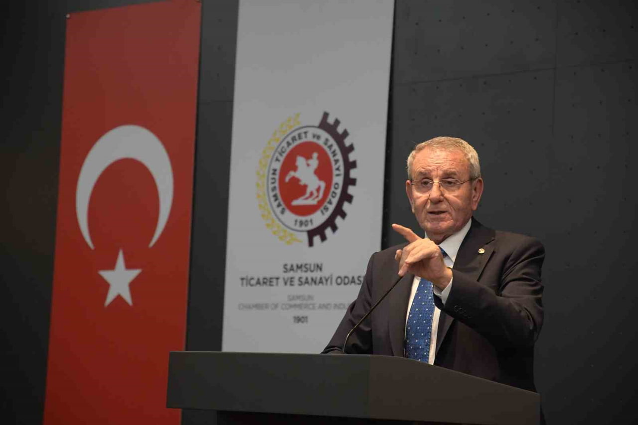 SAMSUN TSO YÖNETİM KURULU BAŞKANI SALİH ZEKİ MURZİOĞLU, ULAŞTIRMA VE ALTYAPI BAKANI ABDULKADİR...