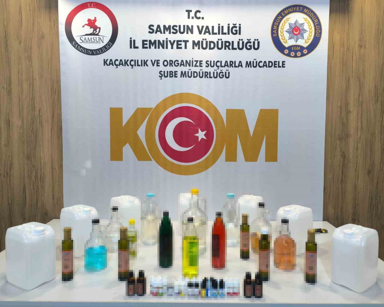 SAMSUN’UN ATAKUM İLÇESİNDE KAÇAKÇILIKLA MÜCADELE KAPSAMINDA DÜZENLENEN OPERASYONDA 35 LİTRE ETİL...