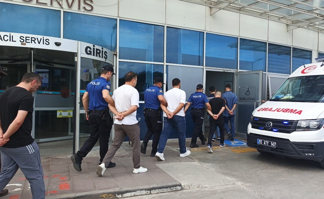 SAMSUN’UN BAFRA İLÇESİNDE "SOKAKLAR GÜVENDE" UYGULAMASI KAPSAMINDA GERÇEKLEŞTİRİLEN ÇALIŞMALARDA...