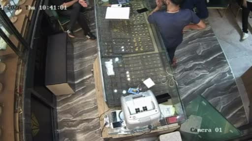 Şanlıurfa'da deprem paniği kamerada