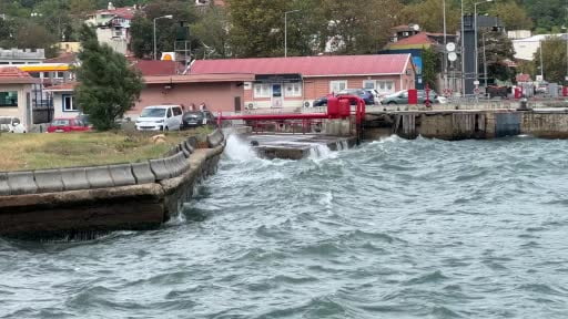 Sarıyer’de kuvvetli rüzgar etkili oluyor