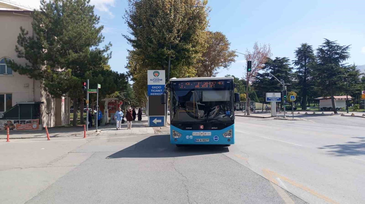 SARSINTI MALATYA MERKEZ VE İLÇELERİNDE DE HİSSEDİLDİ.