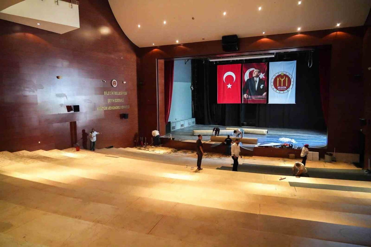 ŞEYH EDEBALİ KÜLTÜR VE KONGRE MERKEZİ YENİLİYOR