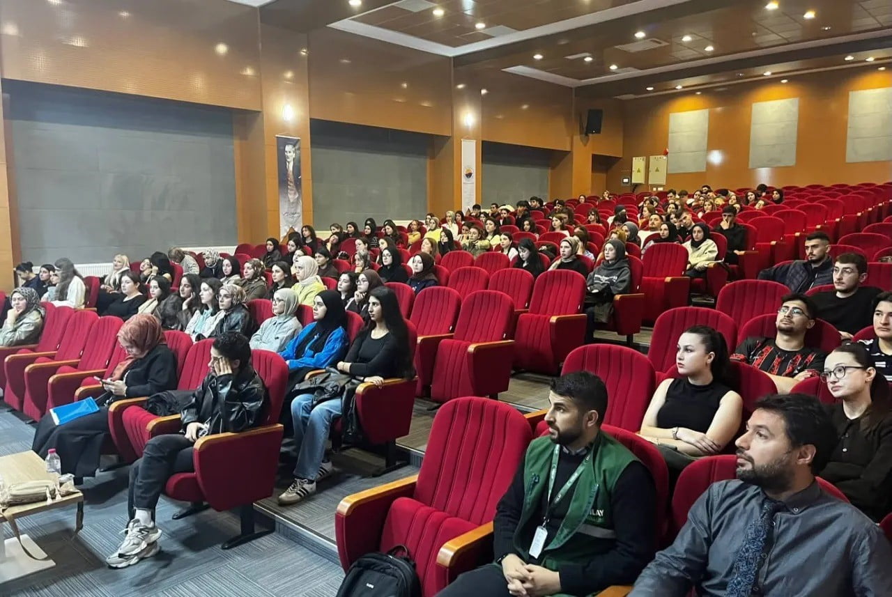SİNOP EMNİYET MÜDÜRLÜĞÜ NARKOTİK SUÇLARLA MÜCADELE ŞUBE MÜDÜRLÜĞÜ EKİPLERİ TARAFINDAN ÜNİVERSİTE...