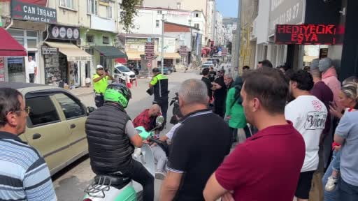 Sinop’ta epilepsi krizi geçiren genç otomobile çarptı
