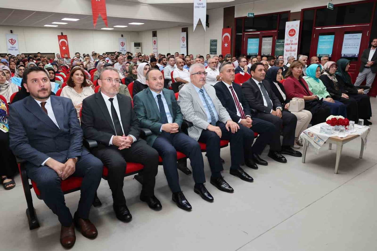 SİNOP’TA MEVLİD-İ NEBİ HAFTASI KAPSAMINDA DÜZENLENEN PROGRAMDA, HZ. MUHAMMED’İN (SAV) ÖRNEK HAYATI...