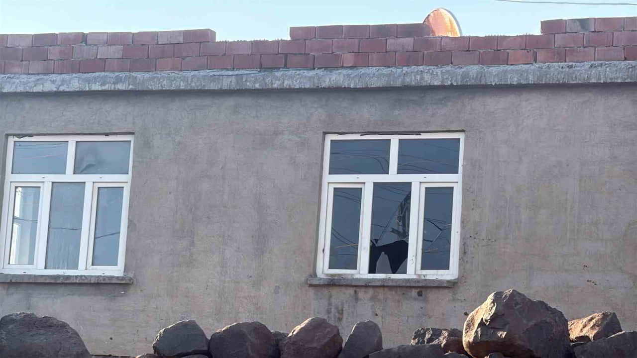 SİVAS'TA KAYBOLAN 11 AYLIK BEBEĞİN DİYARBAKIR'DAKİ EVİ GÖRÜNTÜLENDİ