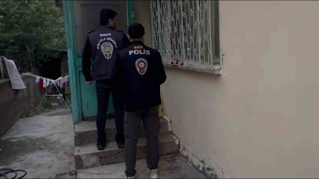 SİVAS’TA YASA DIŞI BAHİS FAALİYETLERİNE YÖNELİK DÜZENLENEN OPERASYONDA 5 ŞÜPHELİ HAKKINDA İŞLEM...