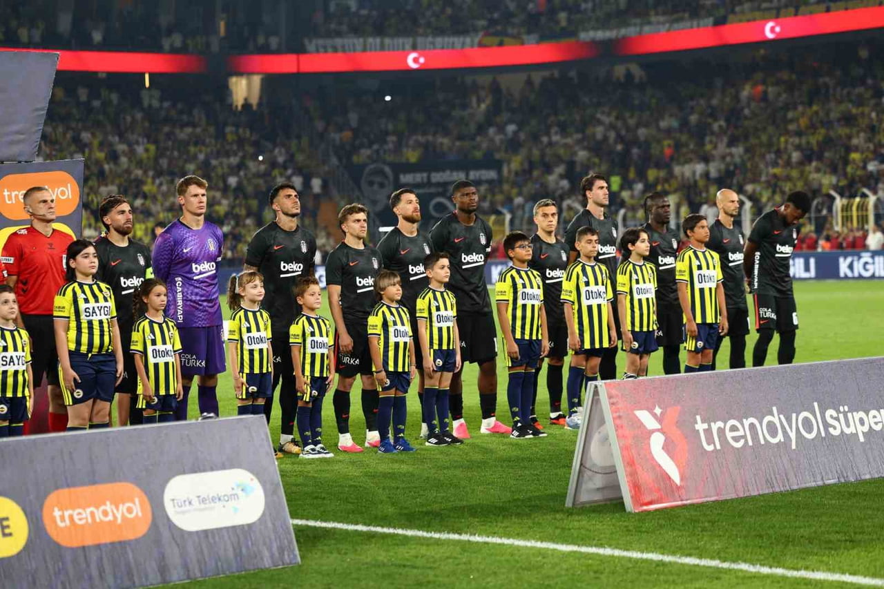 SİYAH-BEYAZLILAR, MÜSABAKAYA ALEXANDER NÜBEL, AMİR MURİLLO, EMMANUEL AGBADOU, EMİRHAN TOPÇU...