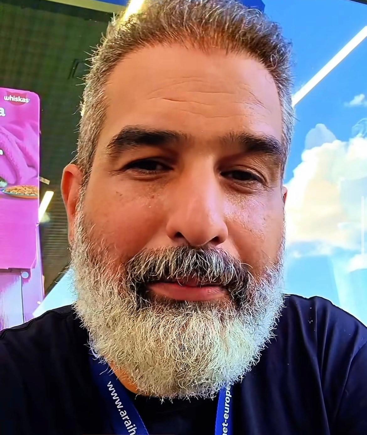 SOSYAL MEDYADA 'MOTOVLOGCU DAYI' İSMİYLE TANINAN MOTOSİKLET İÇERİK ÜRETİCİSİ CUMHUR KAHRAMAN...