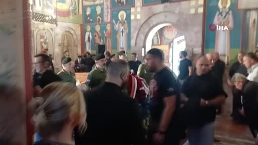 Srebrenitsa Soykırımı’ndan hüküm giyen Bosnalı Sırp askeri lider Ratko Mladiç, Avrupa Birliği’nin...