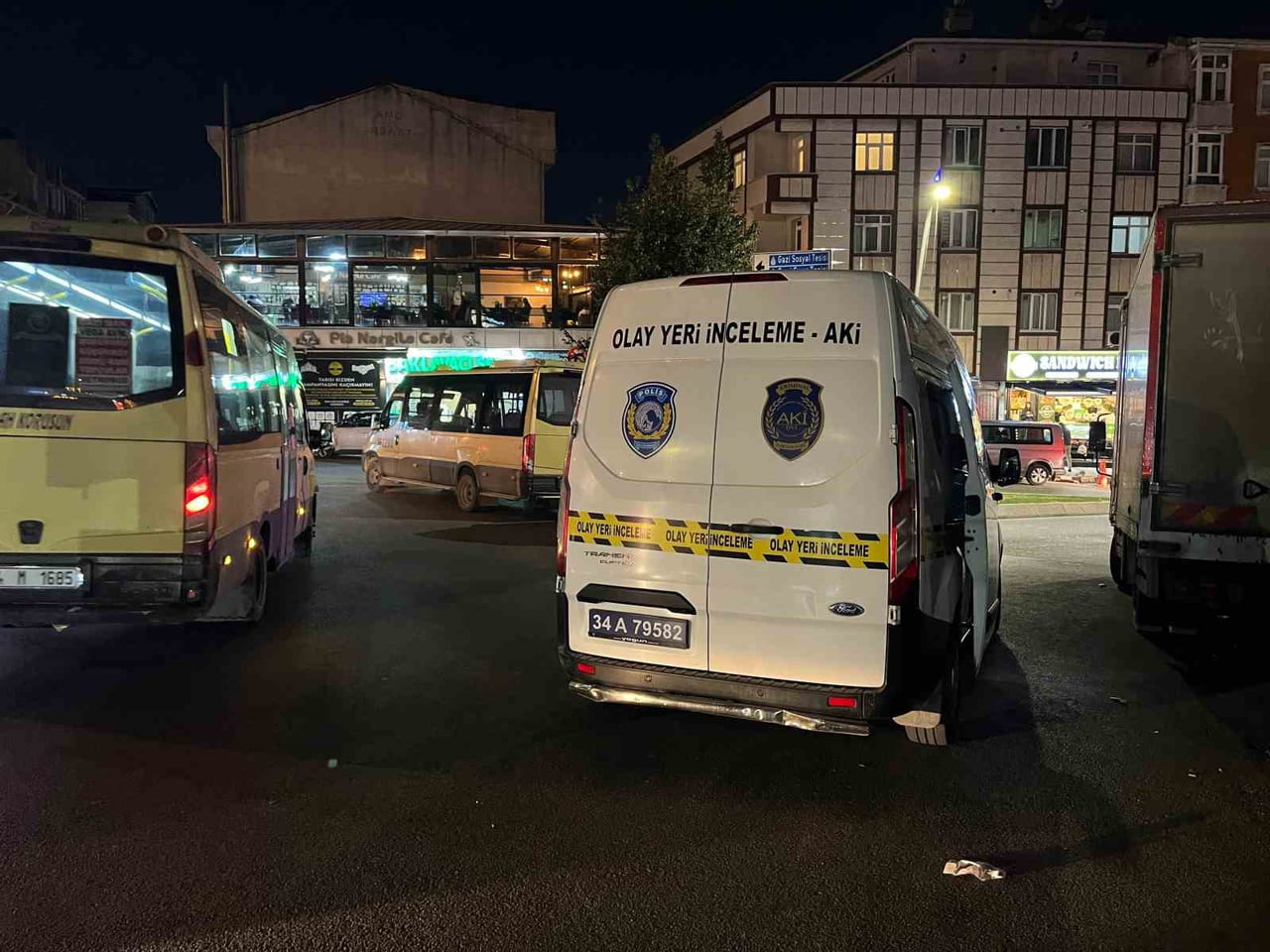 SULTANGAZİ’DE TARTIŞTIĞI KİŞİYE SİLAHLA ATEŞ ETTİ : 1 YARALI