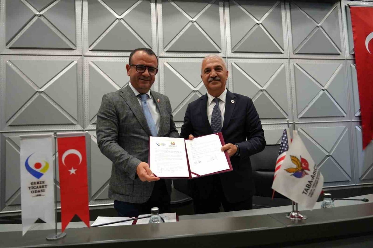 TABA-AMCHAM TÜRKİYE GENEL BAŞKANI SÜLEYMAN ECEVİT SANLI İLE GEBZE TİCARET ODASI YÖNETİM KURULU...