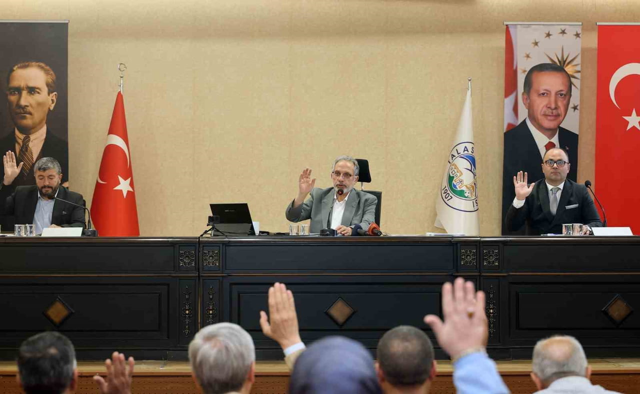TALAS BELEDİYESİ’NİN EYLÜL AYI OLAĞAN MECLİS TOPLANTISINDA İLÇENİN İHTİYAÇLARINA YÖNELİK ÖNEMLİ...