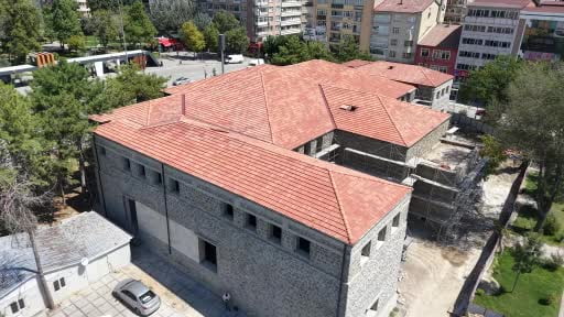 Tarihi öğretmenevinde restorasyon çalışmaları devam ediyor