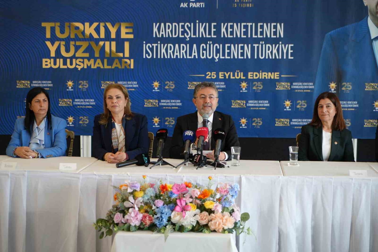 TARIM VE ORMAN BAKANI İBRAHİM YUMAKLI, EDİRNE'DE KATILDIĞI PROGRAMDA KENTİN TARIMSAL ÜRETİM...