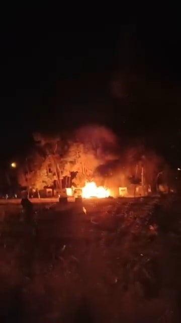 TEKİRDAĞ’IN SÜLEYMANPAŞA İLÇESİNDE ÇEKME KARAVAN, GECE YARISI ÇIKAN YANGINDA ALEV ALEV YANDI....