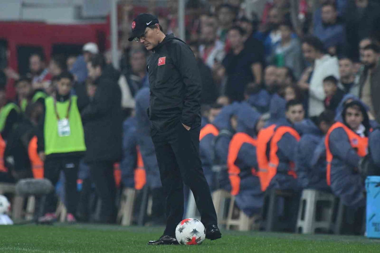 TEKNİK DİREKTÖR VİNCENZO MONTELLA