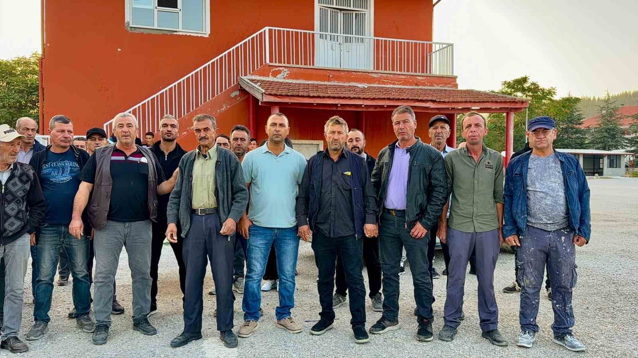 TEPKİ GÖSTEREN VATANDAŞLAR
