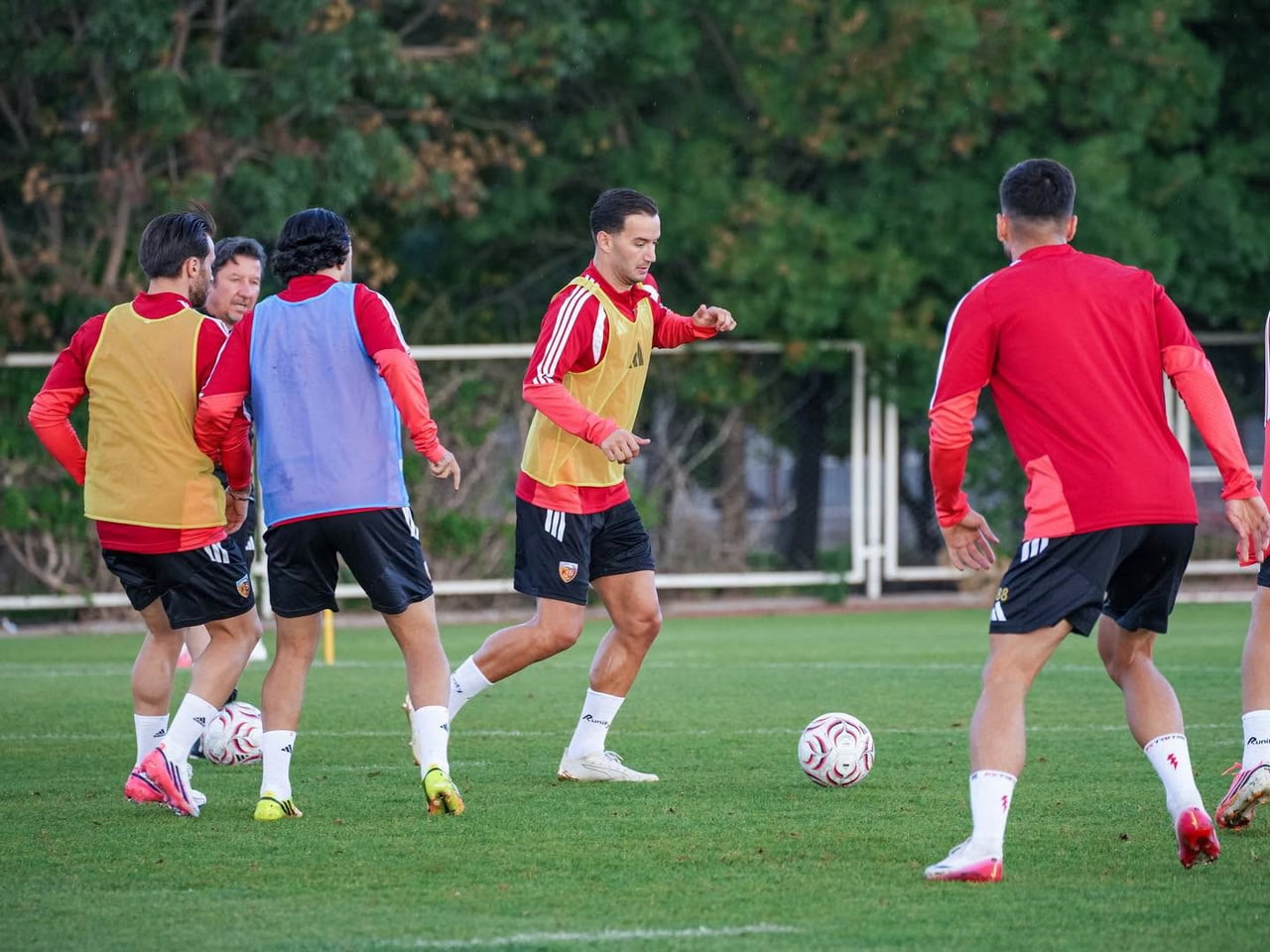 TFF 1. LİG'DE MÜCADELE EDEN KAYSERİSPOR, LİGE VERİLEN MİLLİ ARADA KONYASPOR İLE HAZIRLIK MAÇI...