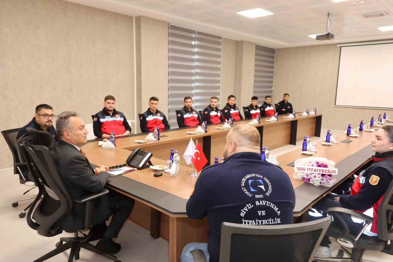 TOKAT GAZİOSMANPAŞA ÜNİVERSİTESİ (TOGÜ) SİVİL SAVUNMA VE İTFAİYECİLİK PROGRAMI ÖĞRENCİLERİ VE...