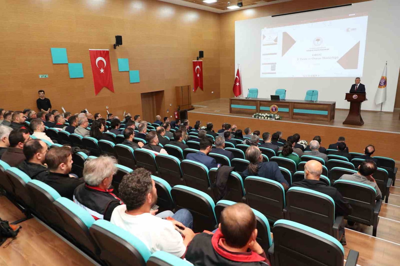 TOPLANTIDA, 2026 YILINDA 300 BİN SAMURAY ARISININ DOĞAYA SALINDIĞI, 113 BİN 800 FEROMON TUZAĞININ...