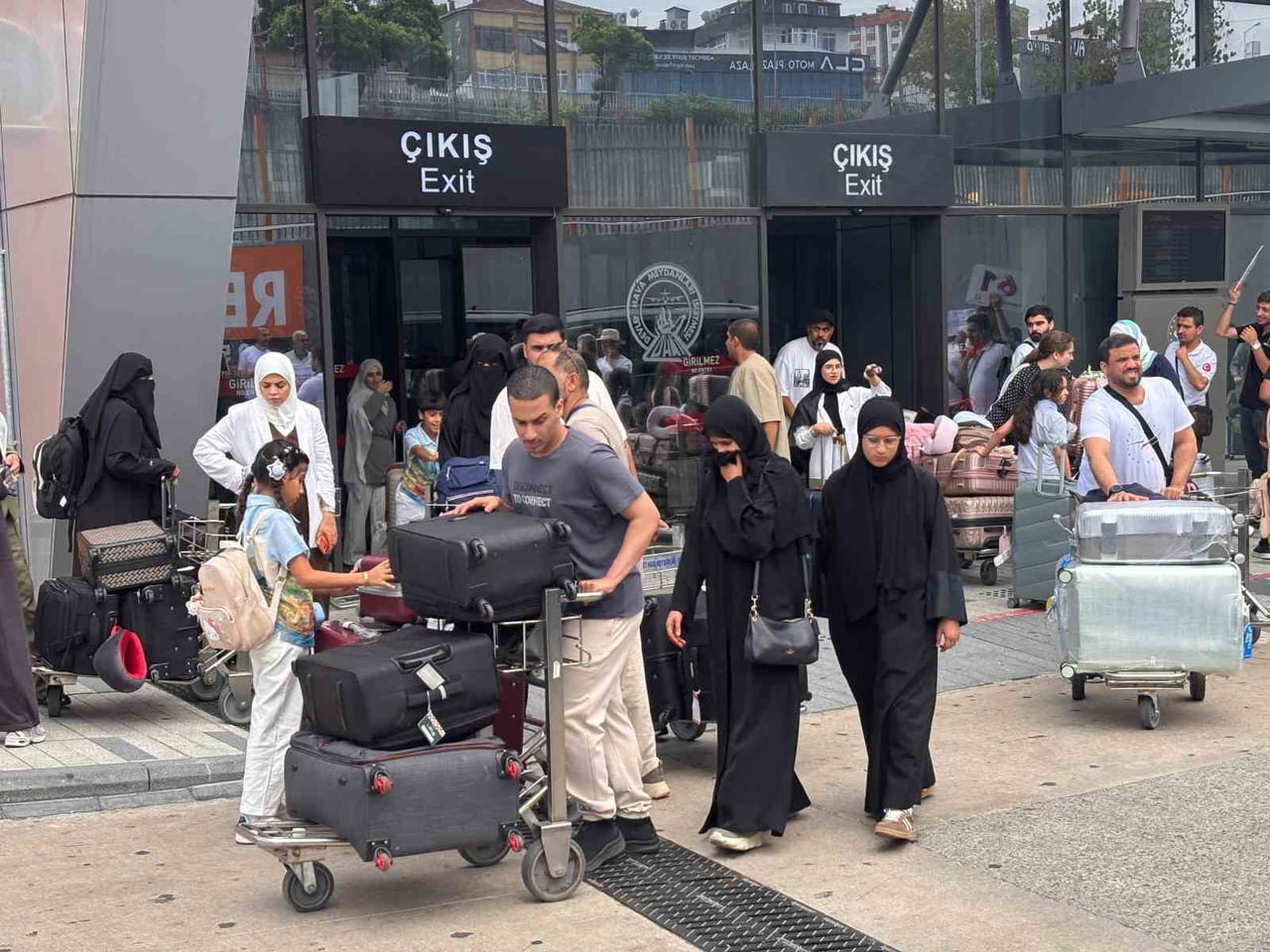 TRABZON HAVALİMANI'NDA 2026 YILININ AĞUSTOS SONU İTİBARIYLA UÇAK TRAFİĞİ GEÇEN YILIN AYNI DÖNEMİNE...