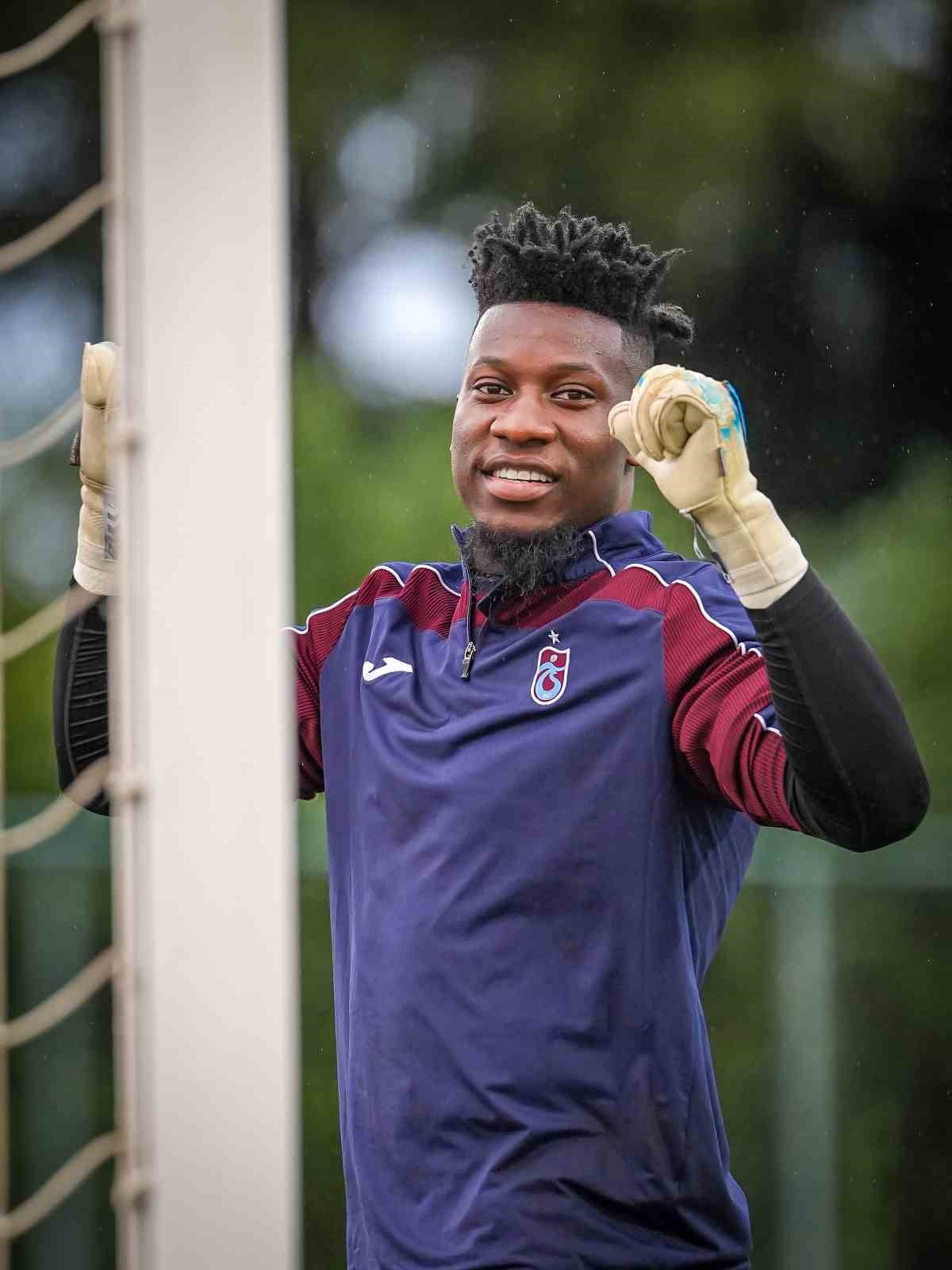 TRABZONSPOR'UN KAMERUNLU KALECİSİ ANDRE ONANA, SÜPER LİG'İN İLK 6 HAFTASINDA GÖSTERDİĞİ...