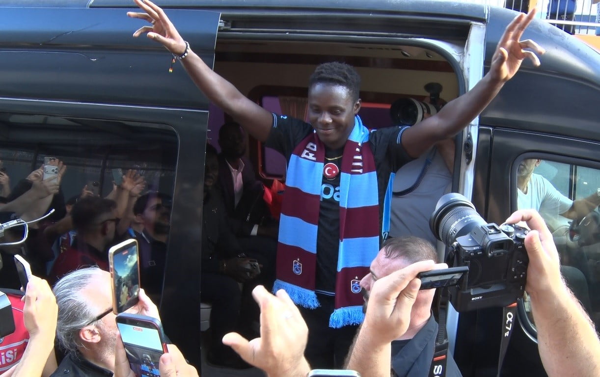 TRABZONSPOR’UN YENİ TRANSFERİ FRANCULİNO DJU, TRABZON’A GELDİ.