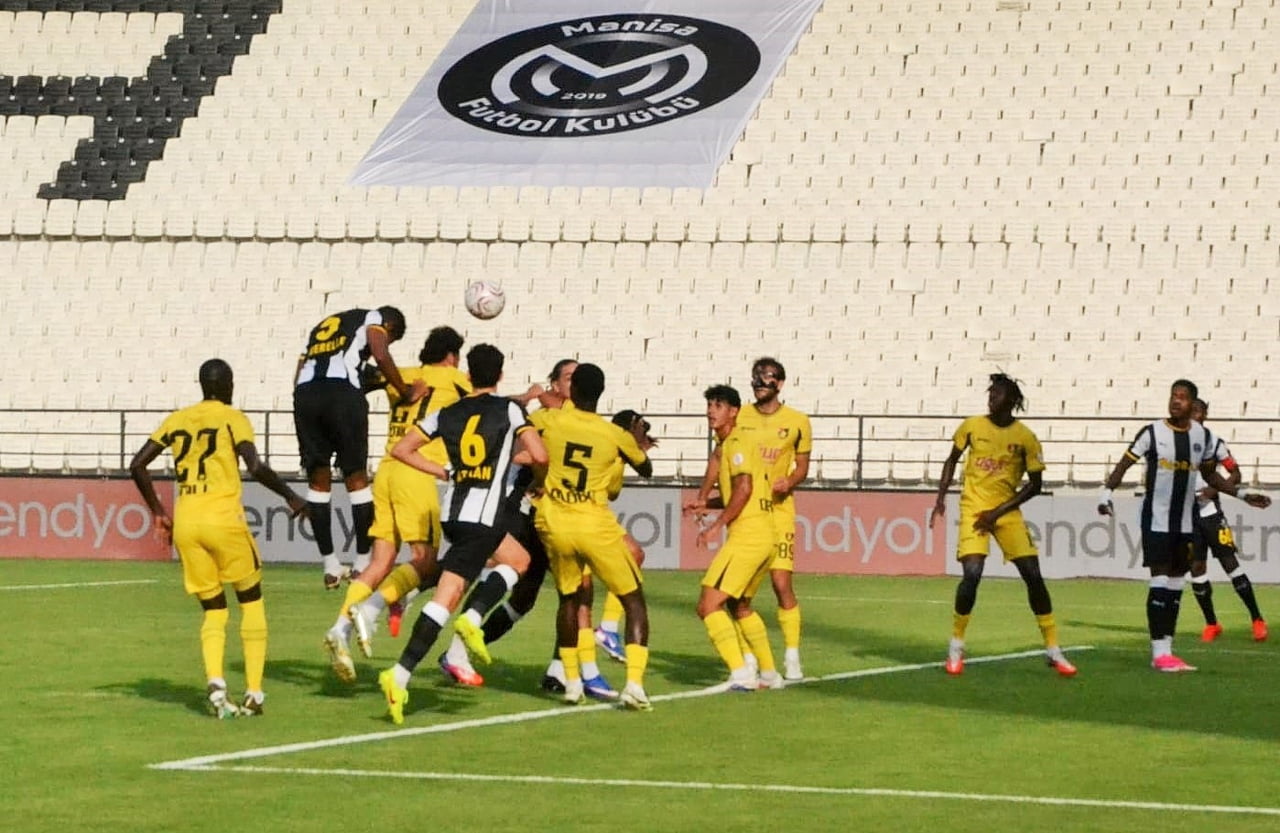 TRENDYOL 1. LİG'İN 8. HAFTASINDA MANİSA FUTBOL KULÜBÜ, SAHASINDA İSTANBULSPOR'U AĞIRLADI.
