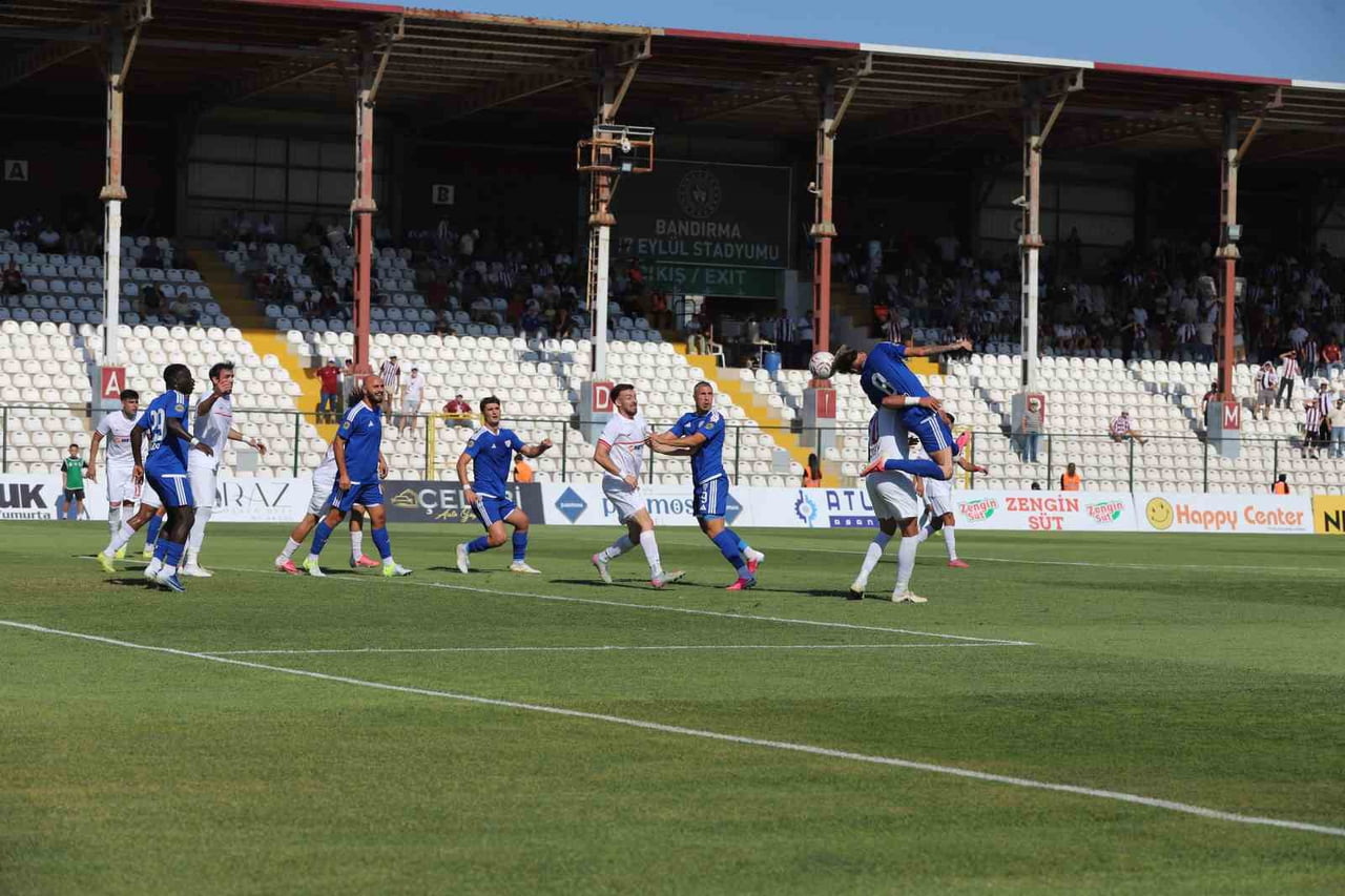 TRENDYOL 1. LİG’İN 6. HAFTASINDA BANDIRMASPOR, SAHASINDA KARŞILAŞTIĞI BOLUSPOR'U 6-0 MAĞLUP...