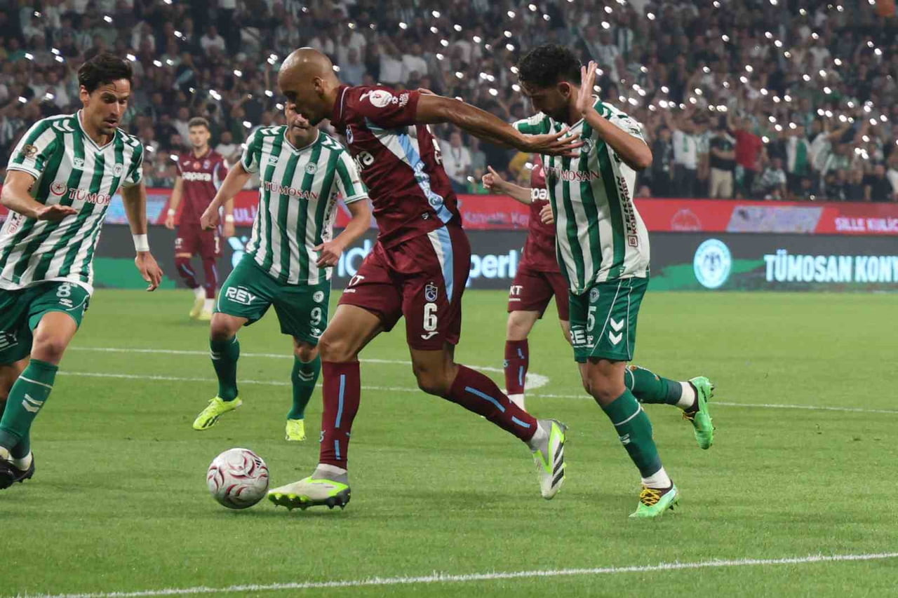 TRENDYOL SÜPER LİG'İN 5. HAFTASINDA KONYASPOR, SAHASINDA TRABZONSPOR İLE KARŞILAŞIYOR. MÜSABAKANIN...