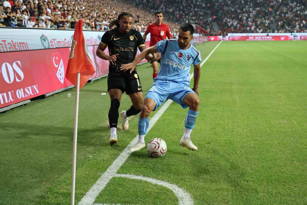 TRENDYOL SÜPER LİG’İN 3. HAFTASINDA AMED SPORTİF FAALİYETLER, EVİNDE KARŞILAŞTIĞI TRABZONSPOR'U...