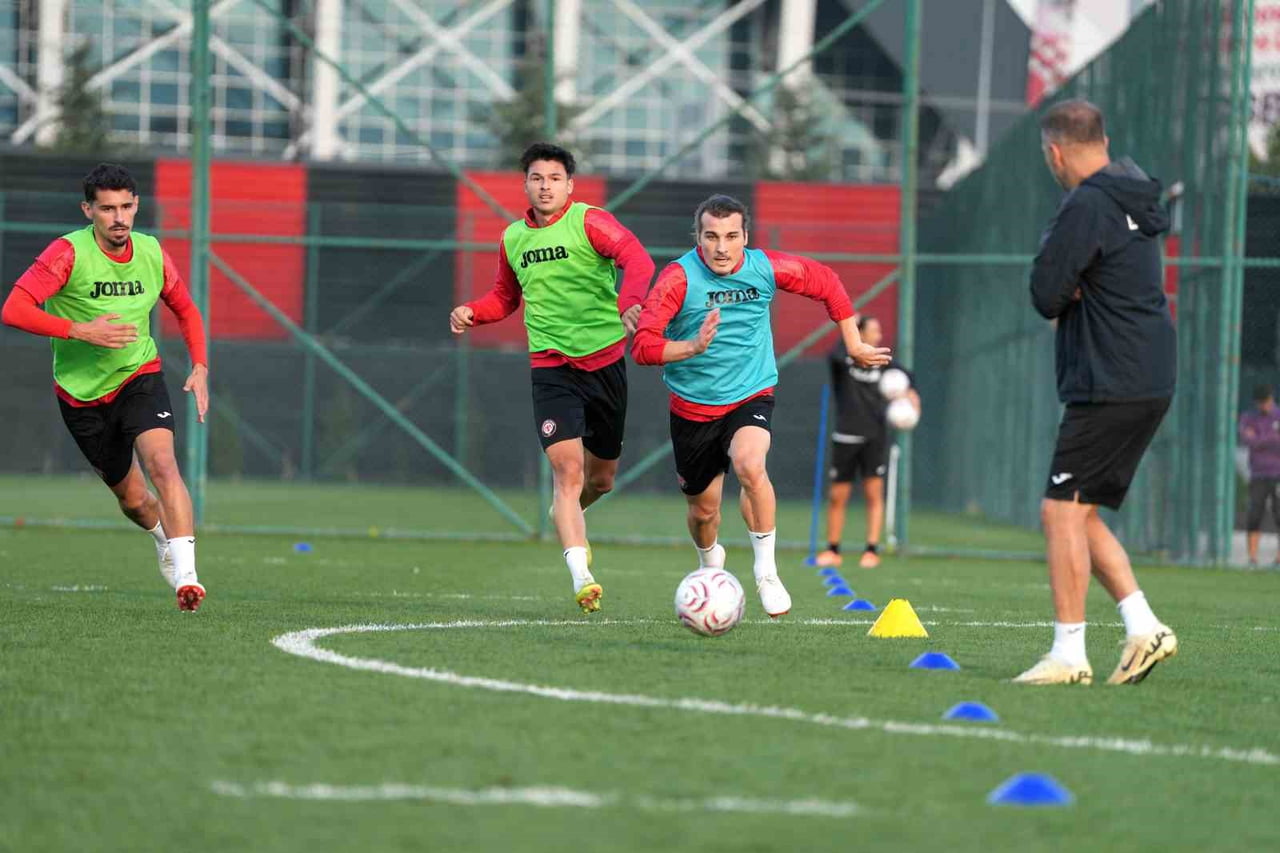 TRENDYOL SÜPER LİG’İN 6’NCI HAFTASINDA SAHASINDA CORENDON ALANYASPOR’U KONUK EDECEK OLAN ÇORUM FK...